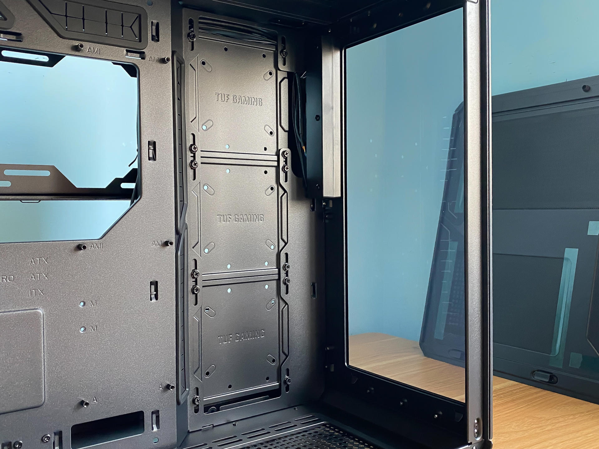 华硕tuf502机箱评测,tuf502弹药库风道布置教程