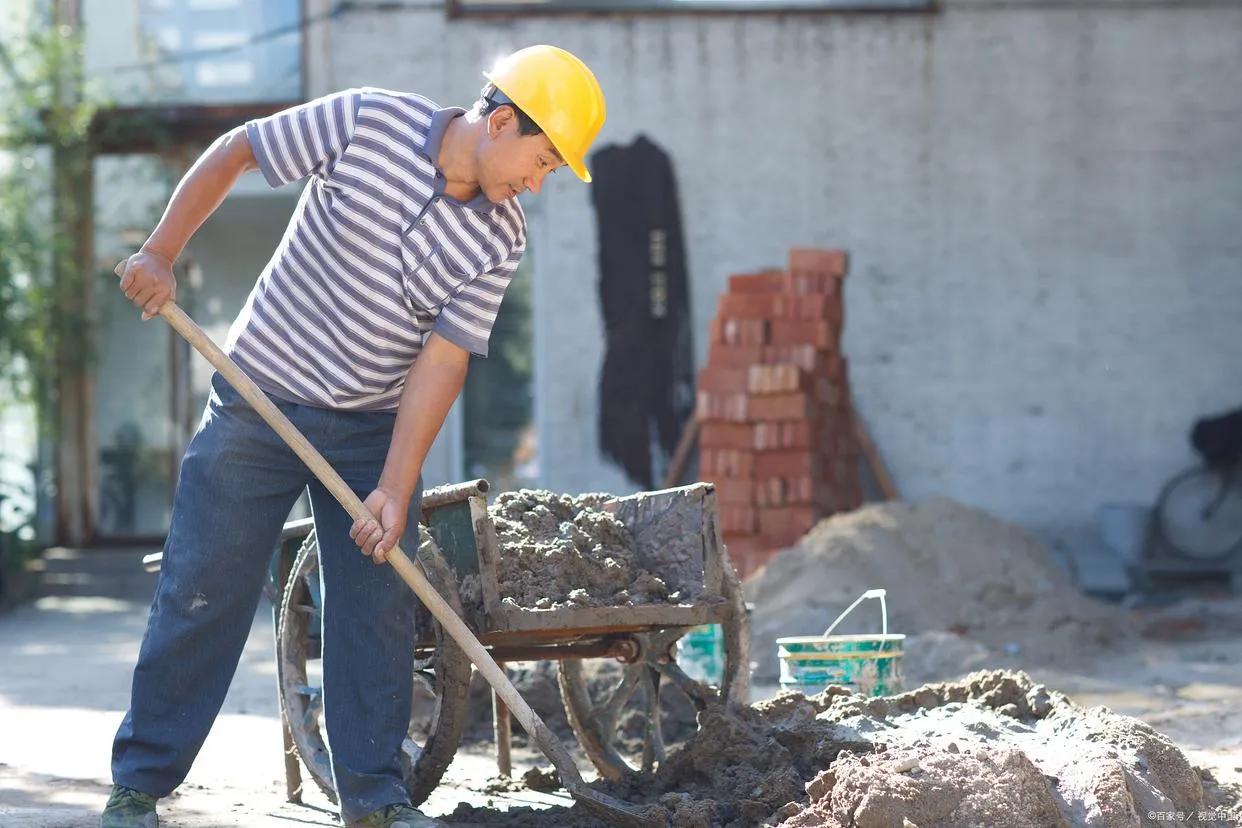 经济学家向松祚：改革开放40多年，该给农民“还债”了