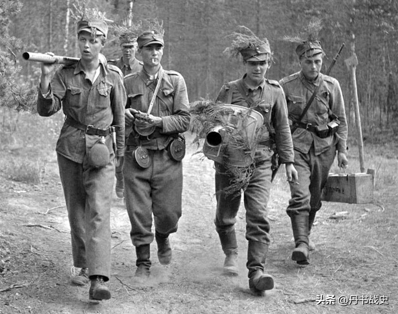 芬兰在二战期间有多囧?看看当时仍在使用的老爷装备就知道了