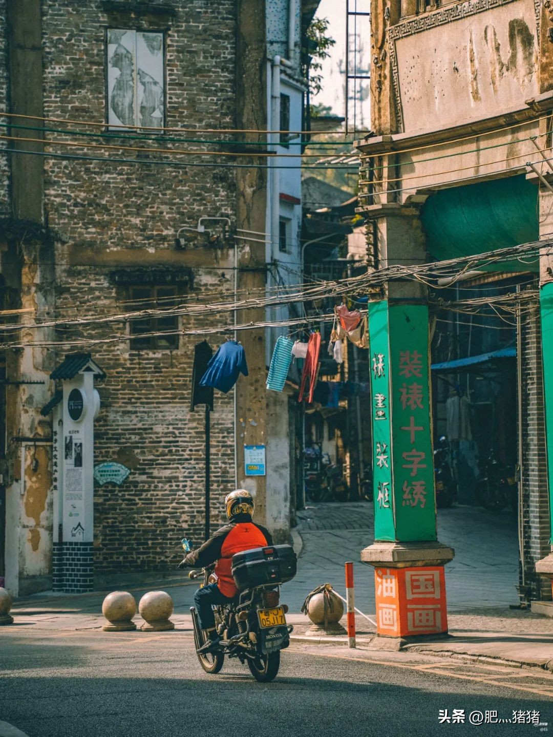 周润发刘德华感动视频,周润发惊呆大陆的视频