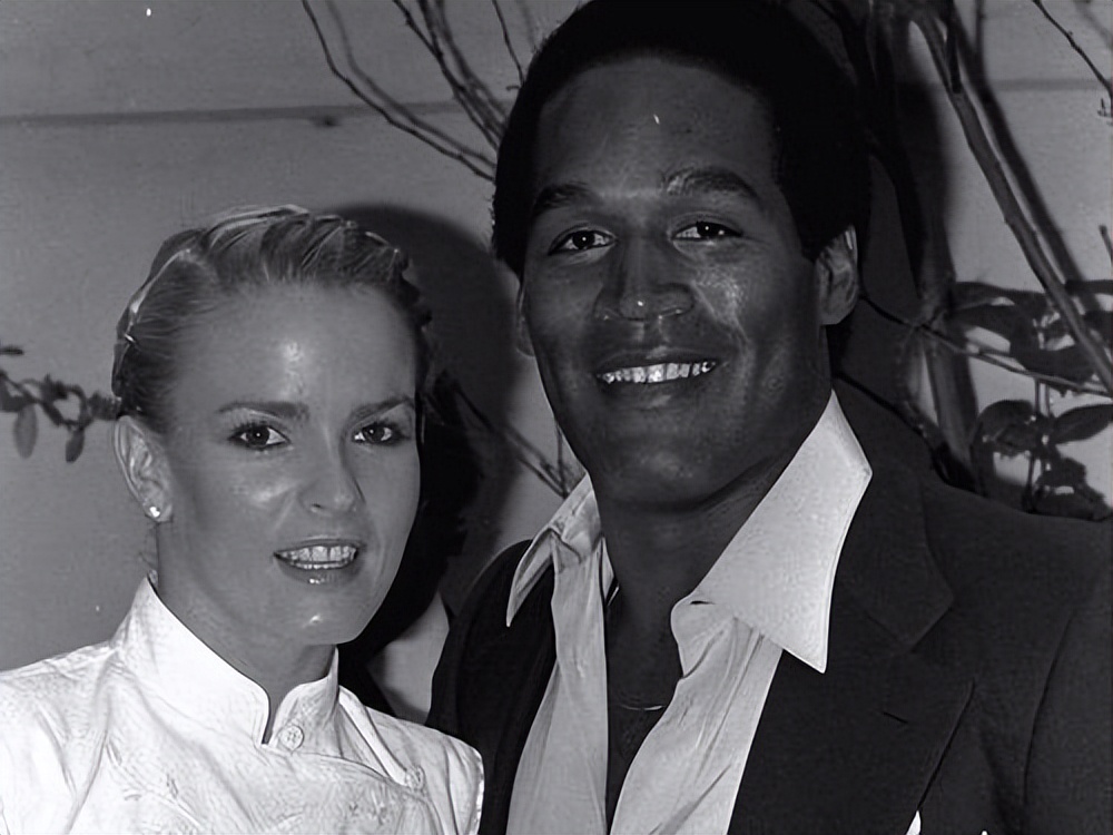 辛普森到底杀了多少人,辛普森玛姬被枪杀是哪一集