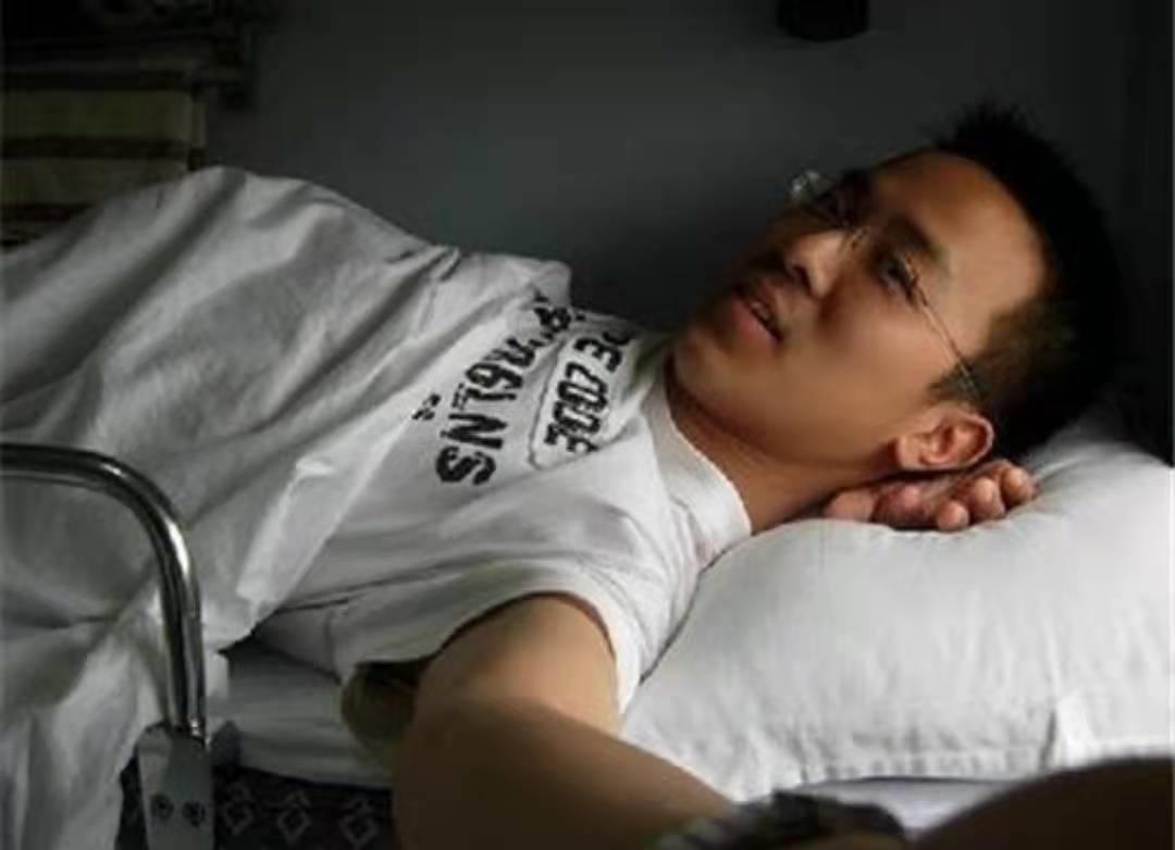 留美博士生告白遭拒后斩首,表白博士被拒当场砍杀对方