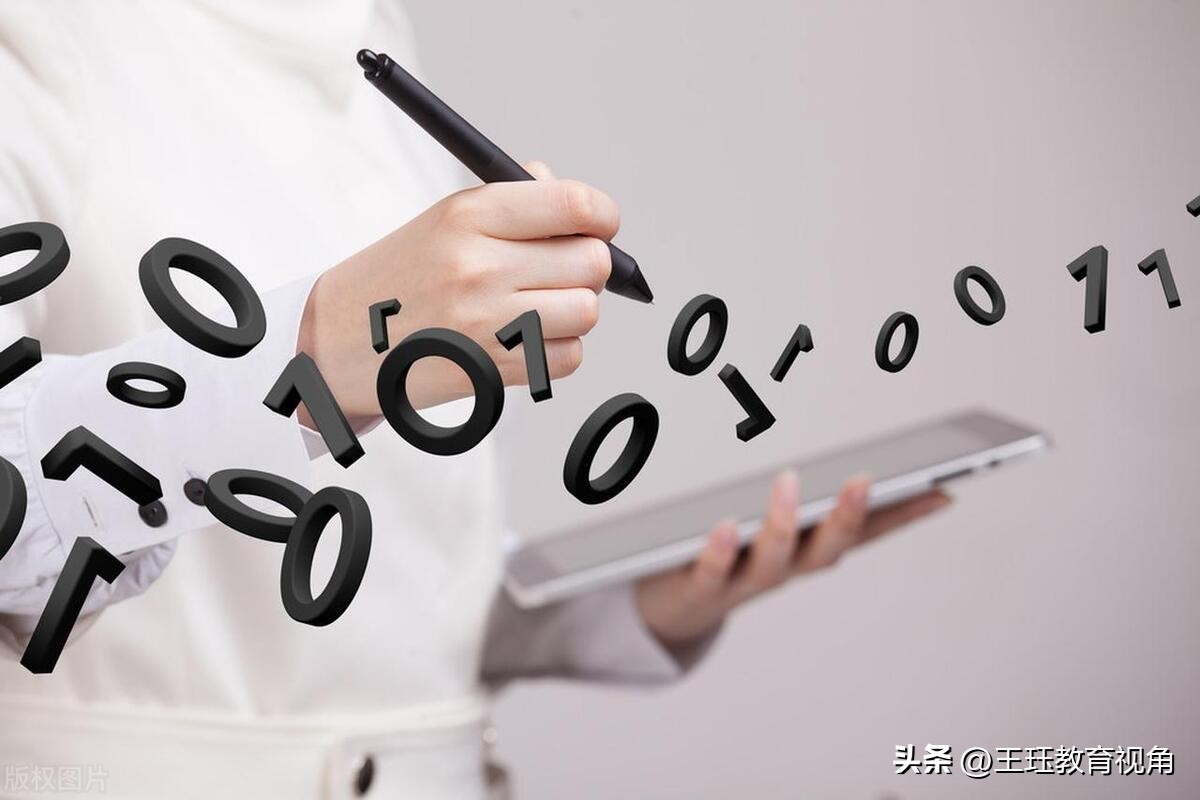 数学与应用数学专业是热门专业吗,理工类与数学相关专业包括什么