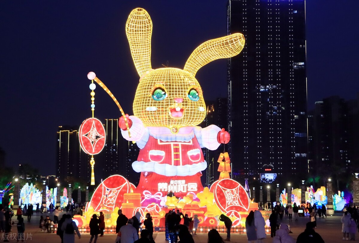 正月十五闹元宵传统习俗视频,正月十五闹元宵指什么生肖