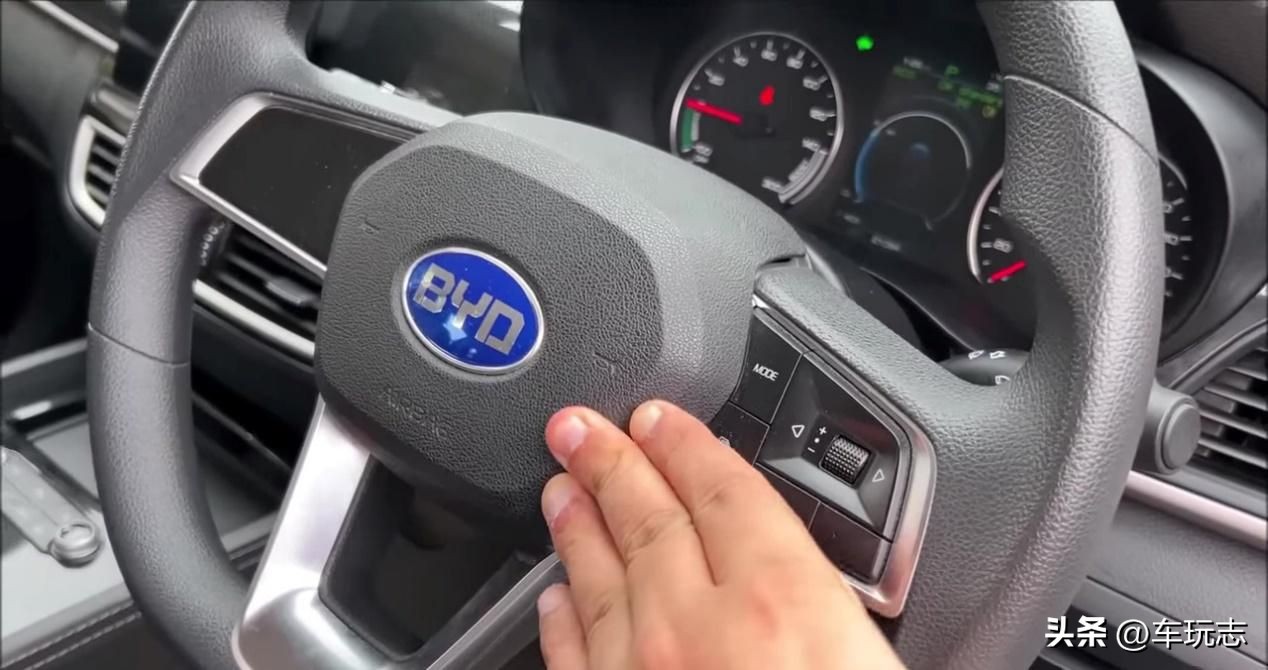 e6比亚迪新能源汽车,纯电动比亚迪e6不容忽视的亮点