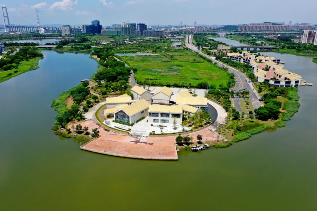 东莞城市学院citywalk,来东莞读书