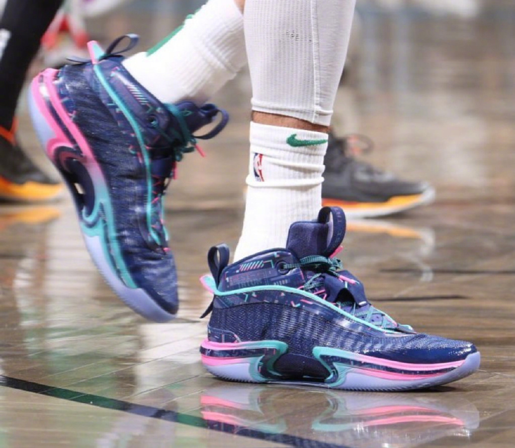 耐克刺绣女鞋aj1540,耐克女篮签名鞋