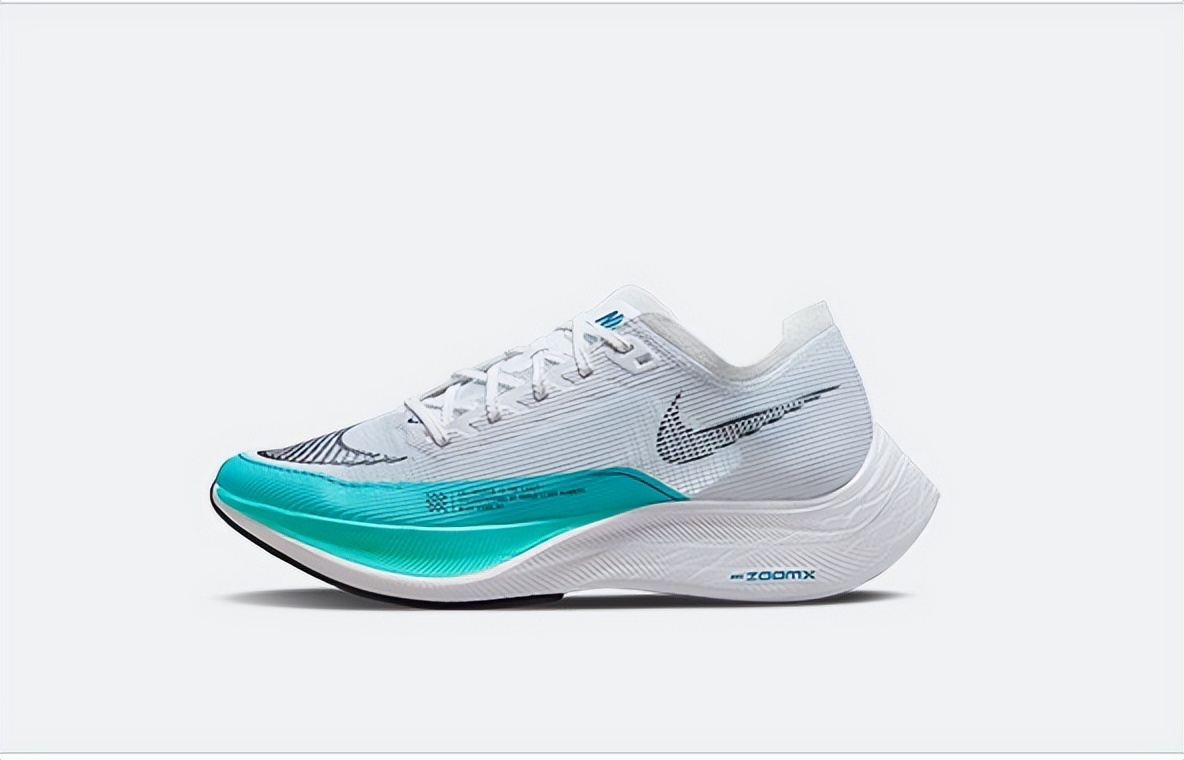 安踏与阿迪耐克的差距在哪里,阿迪达斯为什么被耐克反超