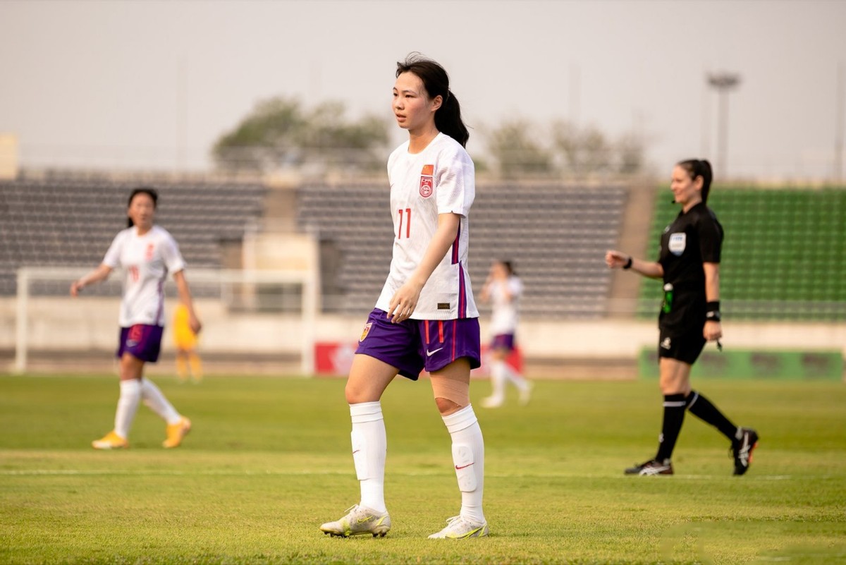 这个深圳高中生是“中国女足天才跳级生”:想闯欧洲想踢世界杯