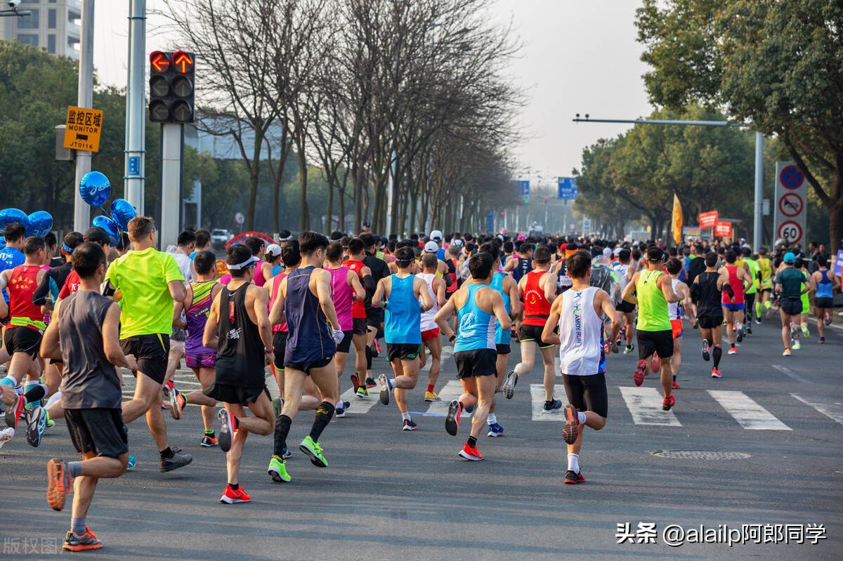 马拉松全马比赛前20天怎么练,马拉松全马该如何去跑
