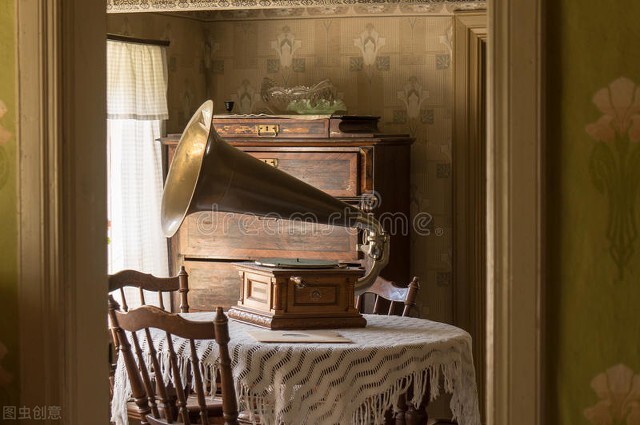 那些年迷死我们的复古唱片机