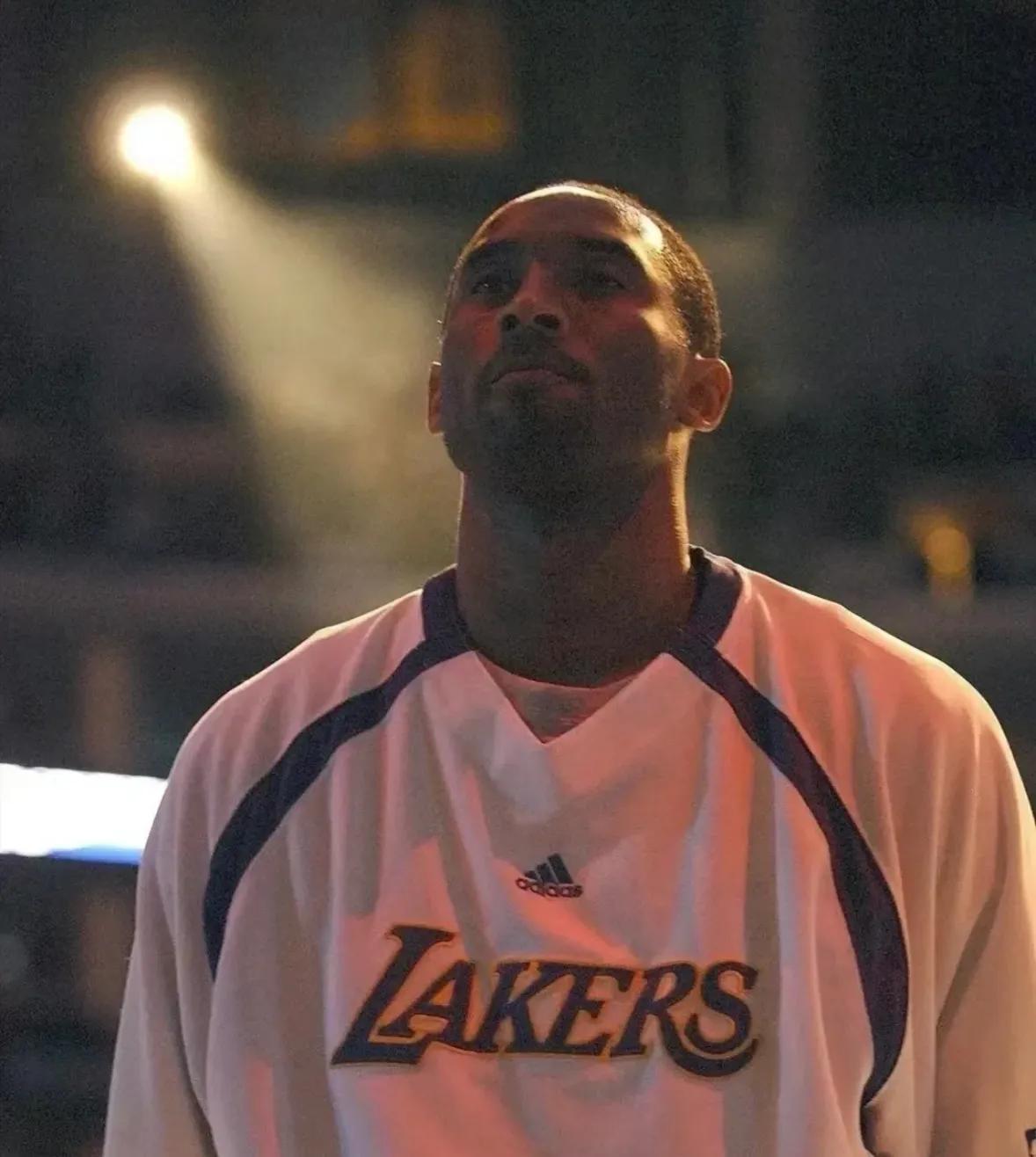 espn公布nba历史百大球员排行榜,斯蒂芬库里现在在哪个队