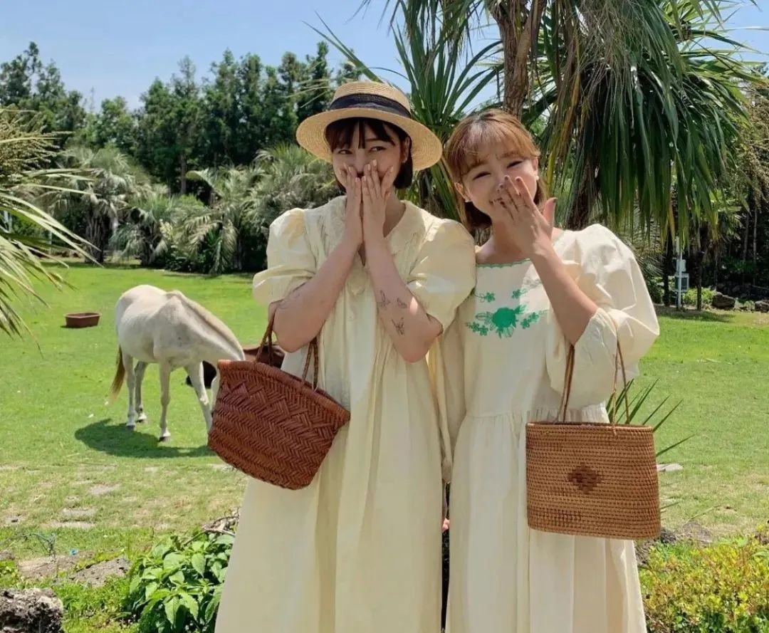 小ck哪款包包好看,小ck下架的斜方小挎包