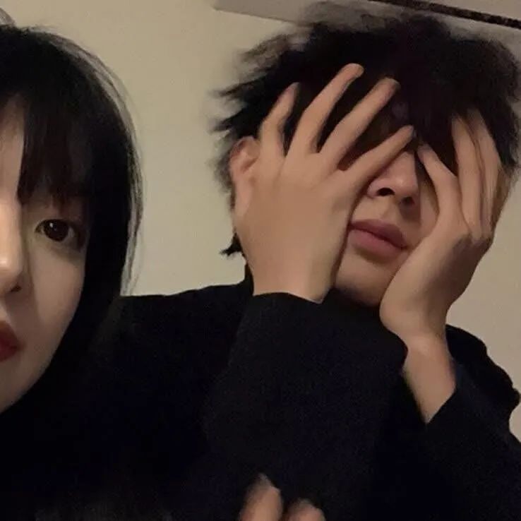 情侣头像来我身边给你温暖,情侣头像我细数时光只为与你相见