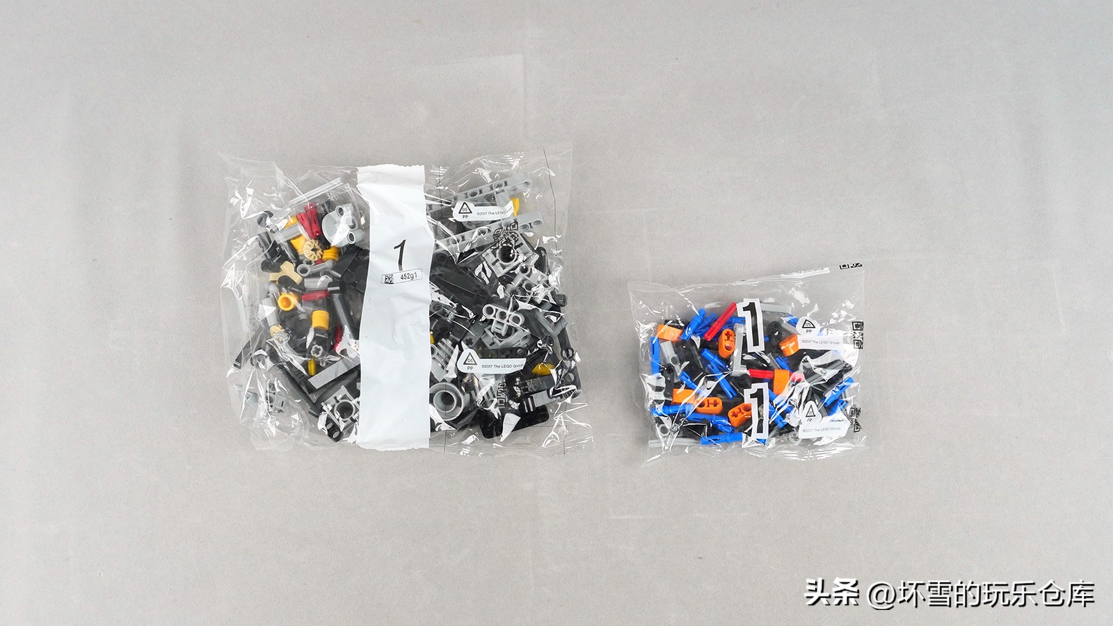 乐高42123迈凯伦塞纳机械组开箱,乐高42141迈凯伦f1赛车拼装过程