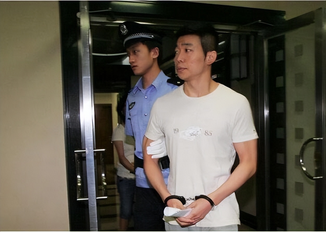 白静嫁入豪门后仅2年被丈夫刺死,白静悲惨的婚姻