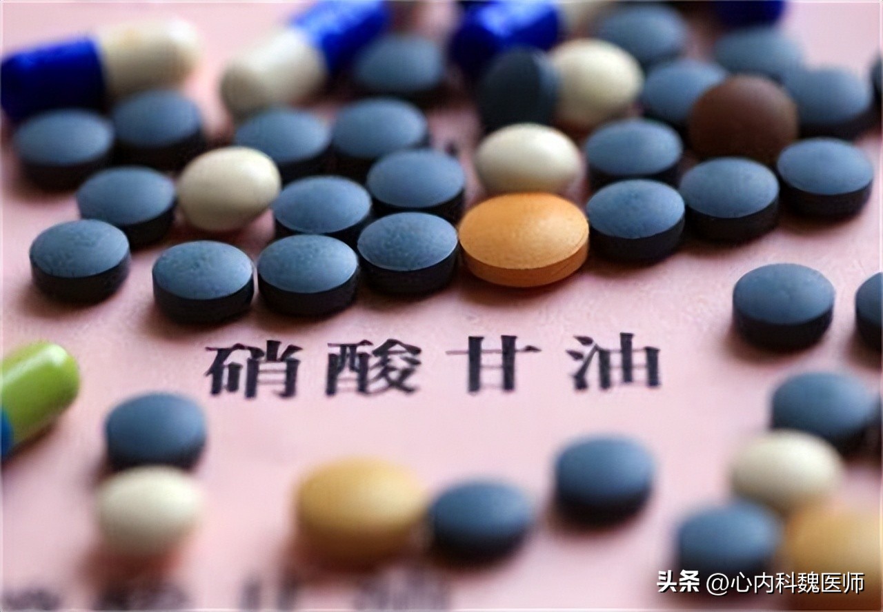 右乳房靠近胸口处刺痛是心脏病吗,为什么胸口会刺痛几秒是心脏病吗