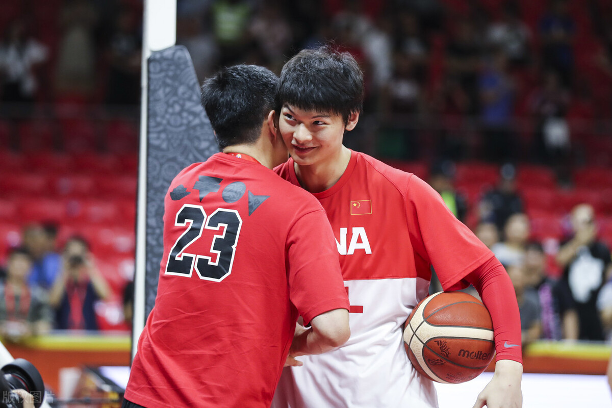 不甩脸子,不闹情绪,为什么还有人质疑王哲林?