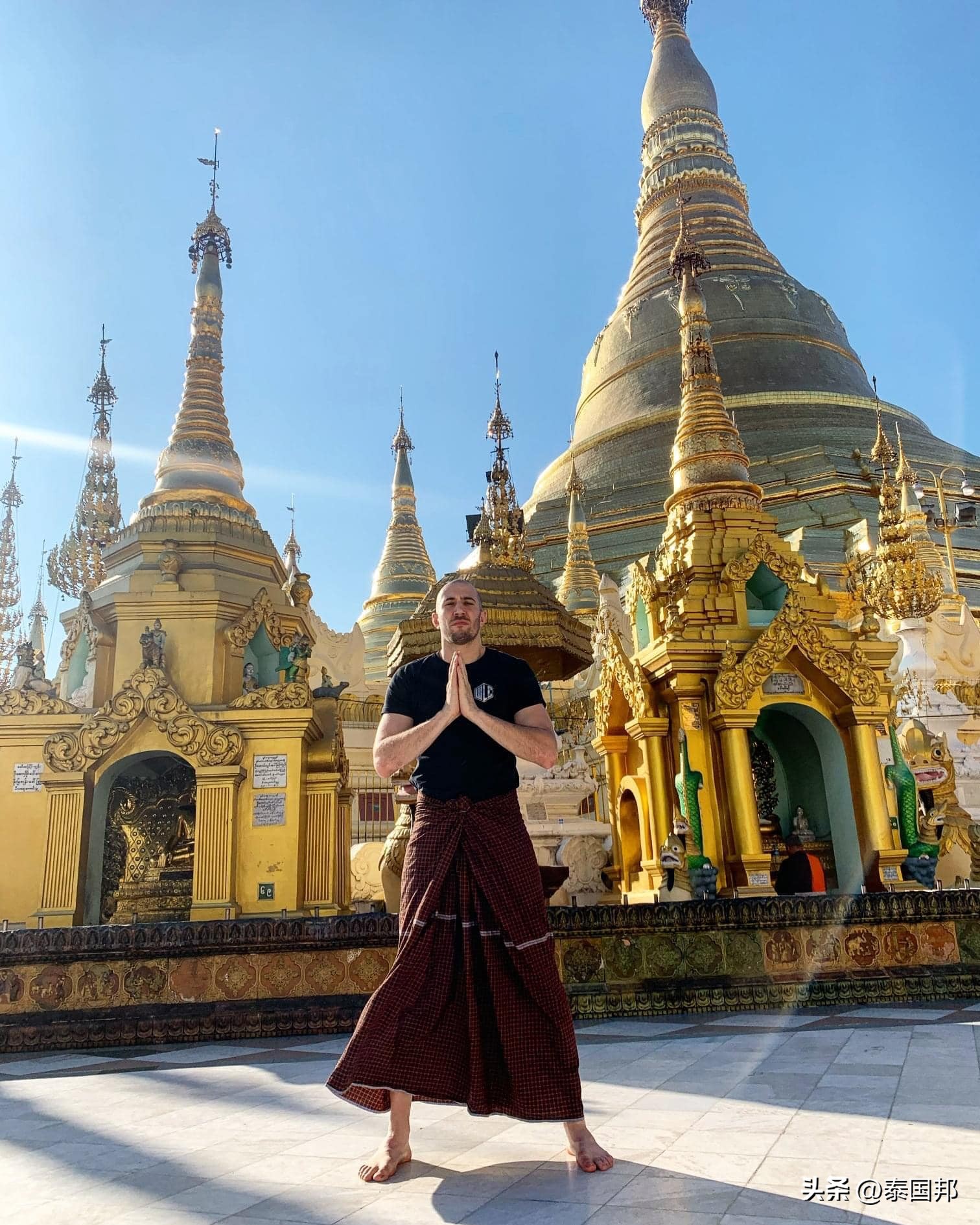 国际知名拳手羞辱泰拳，被泰国禁止入境！声称泰国人给他下毒