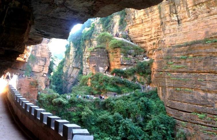 昆明两日游攻略,昆明两日游最值得去的地方