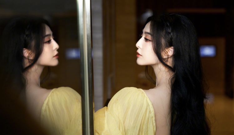 范冰冰戴白色假发玩自拍,范冰冰高清近镜头混剪