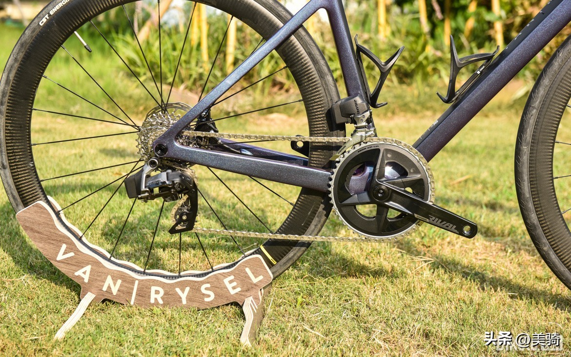 迪卡侬新款公路车发布会,迪卡侬公路车测评