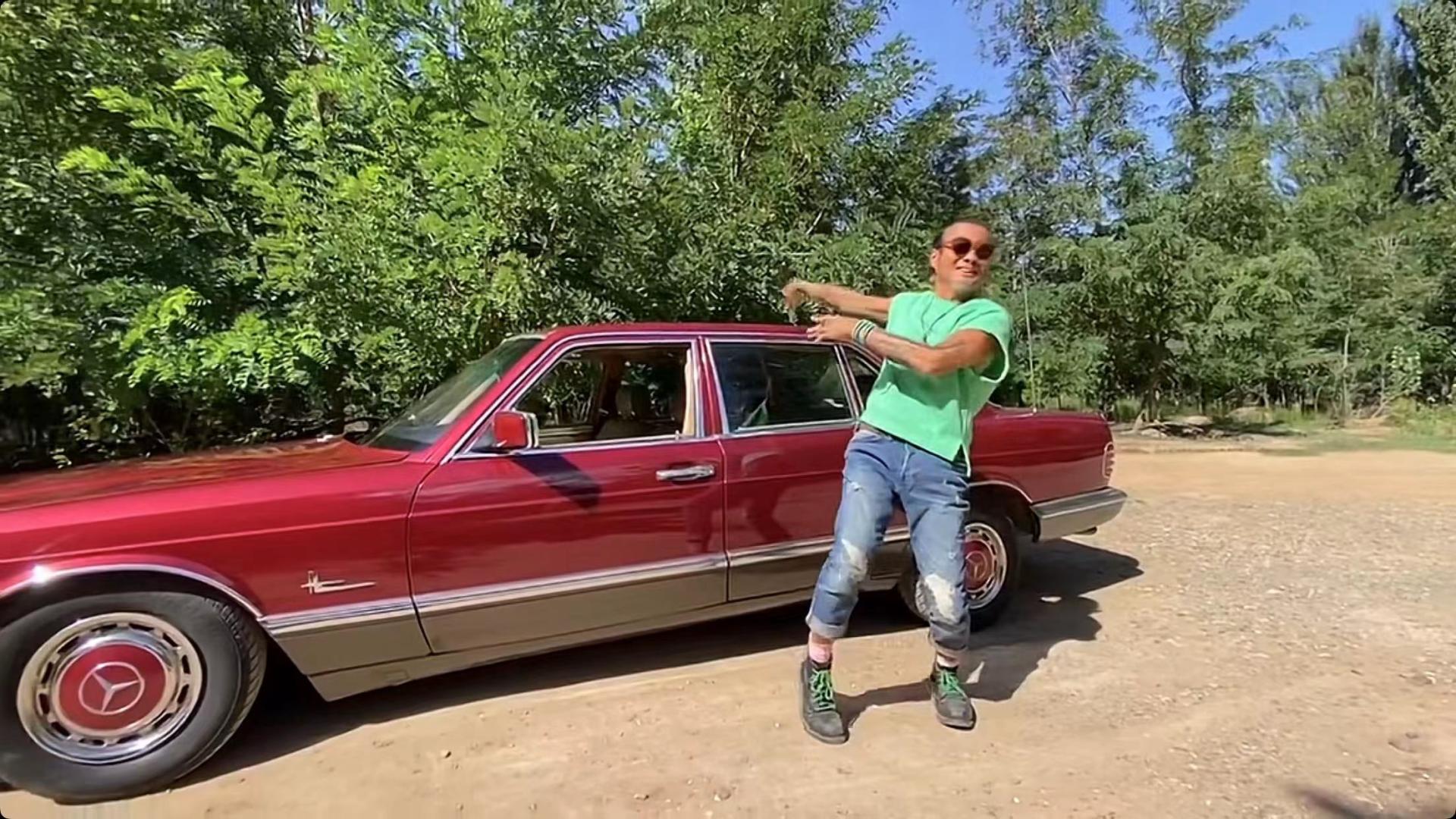 58岁孙兴晒演出视频,孙兴慜吃酒席随礼