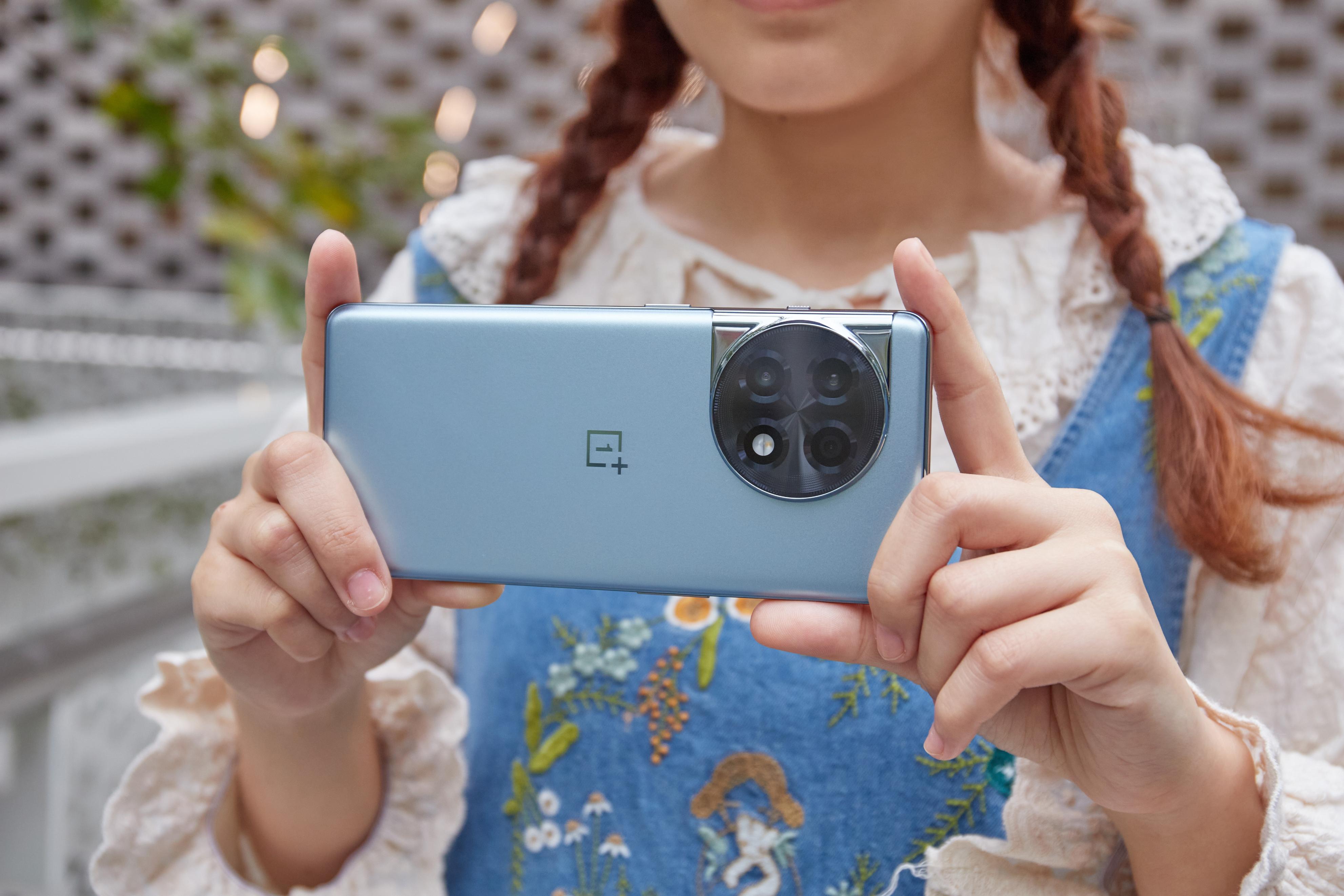 华为oppo3000元性价比最高的手机,oppo和华为1500元性价比高的手机