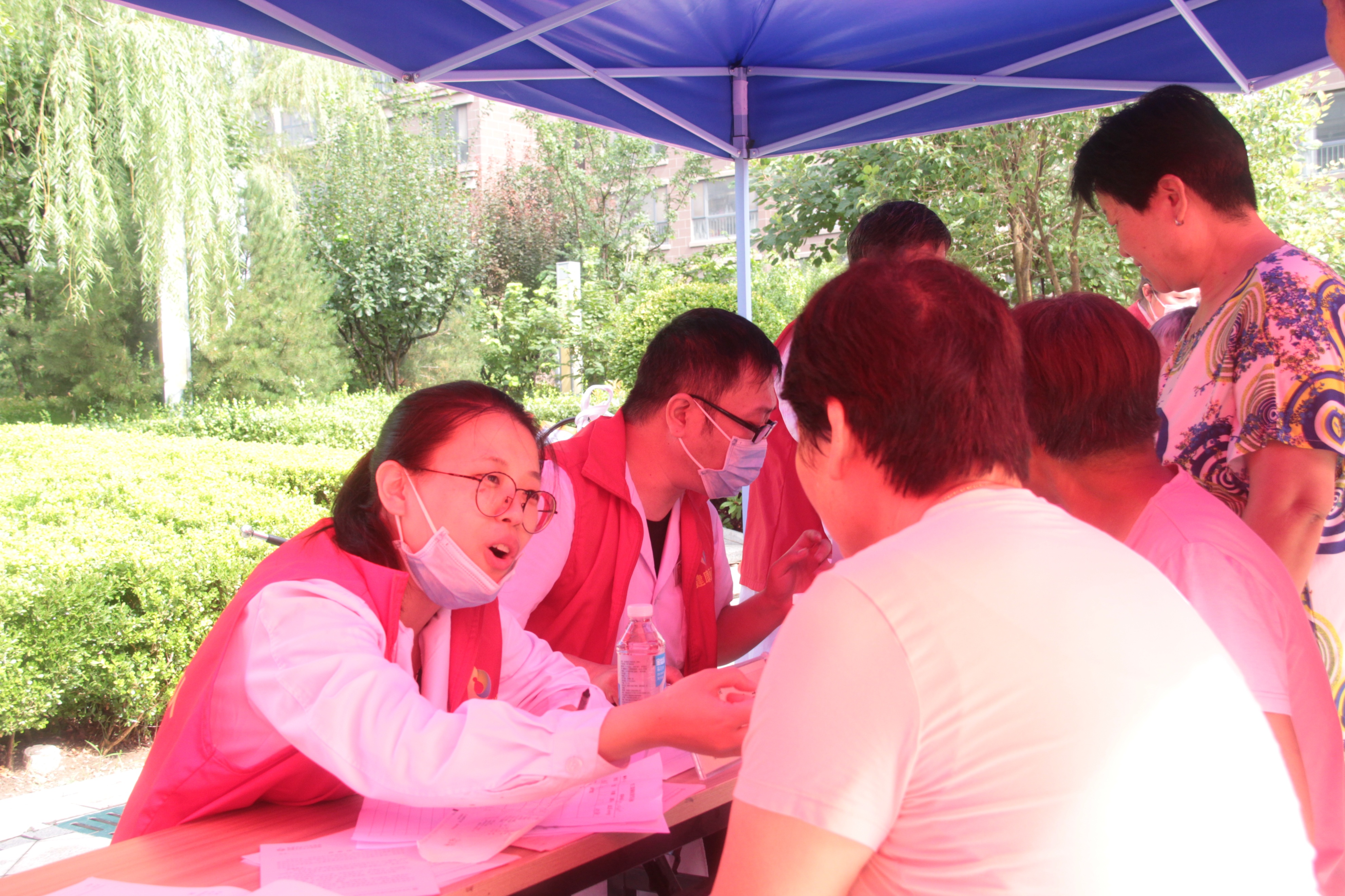 市三院联合邹平方正大药房“服务百姓健康行动”走进邹平山水倾城