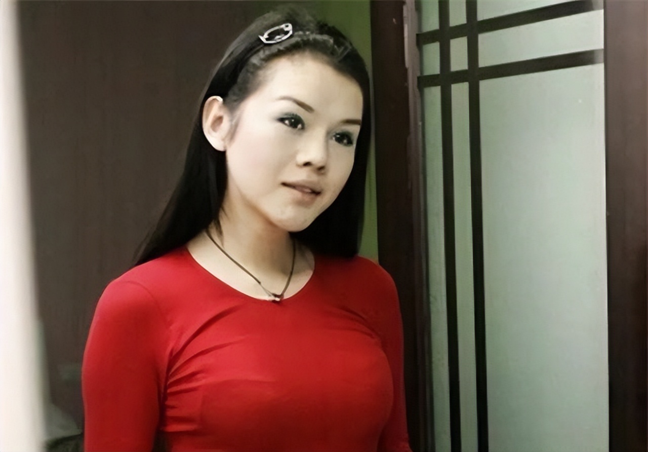 中国变性人造美女：申小勇整容后改名换姓渴望婚姻，后来如何