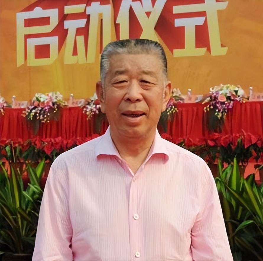 穷小子逆袭变亿万富翁后的故事,穷小子逆袭竟然成为亿万富翁