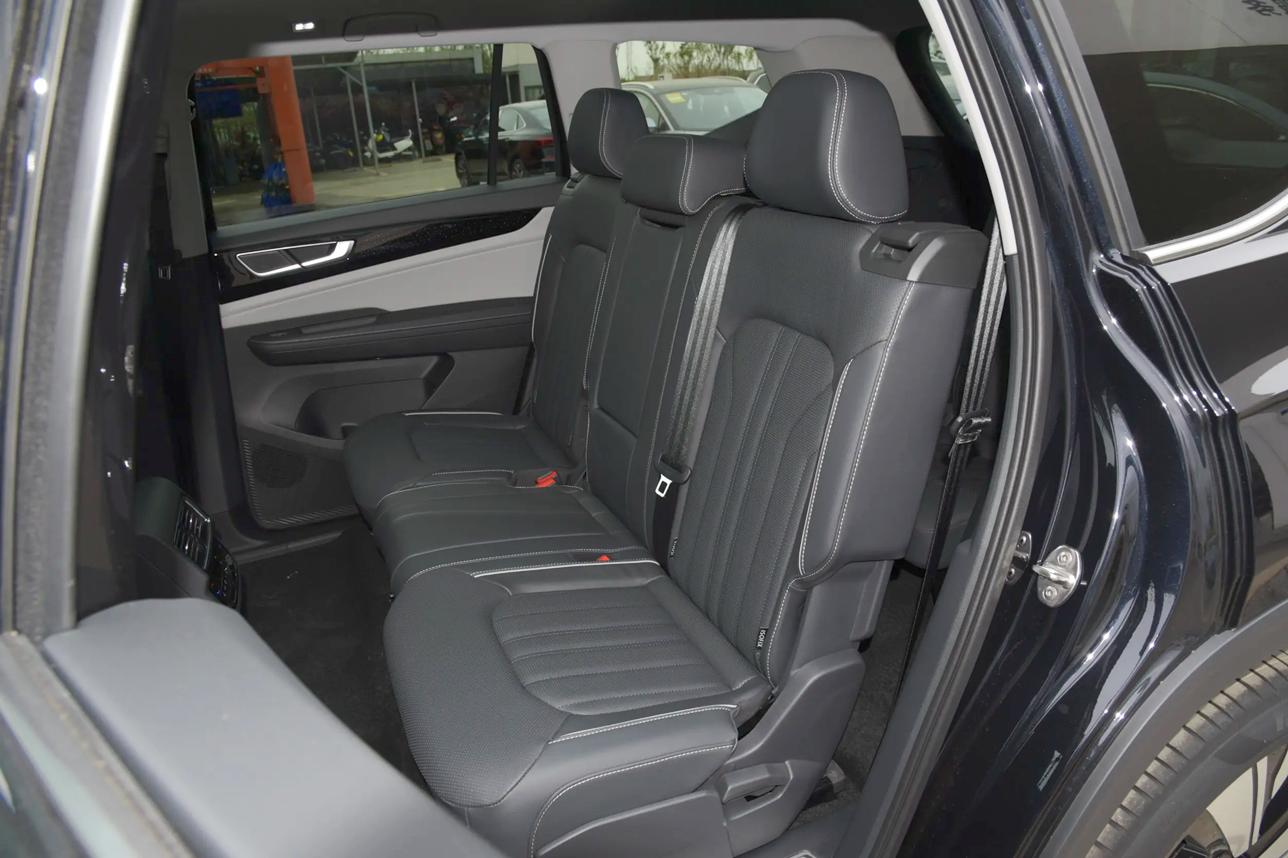 大众途昂降价11万真的吗,大众途昂降价十多万现在什么价