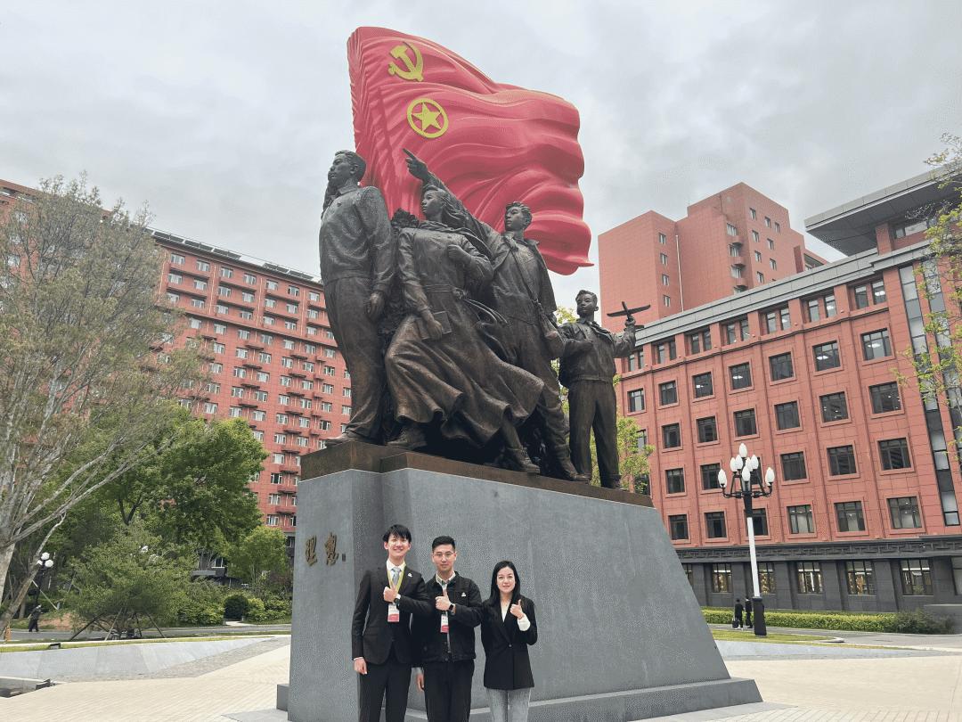 高考顺利！欢迎你来重庆，续写与重大的未来故事