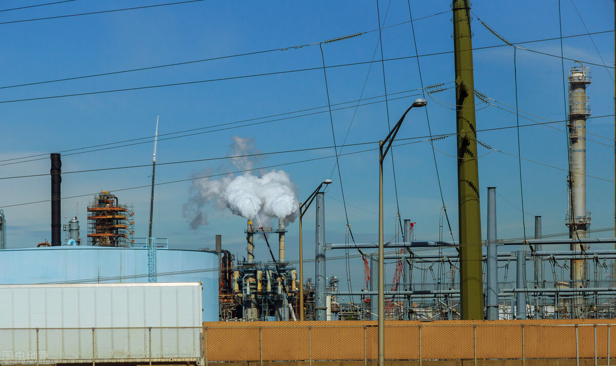 时刻关注行业新闻,明天油价上涨了吗