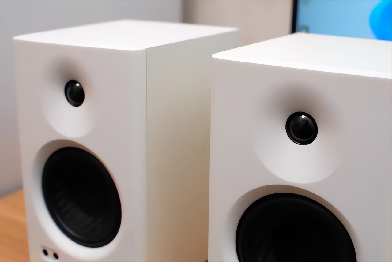 漫步者监听音箱mr4对比s2000,漫步者mr4监听评测