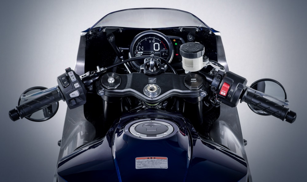 非洲双心脏102匹马力！电控、配备好料满满的本田K11