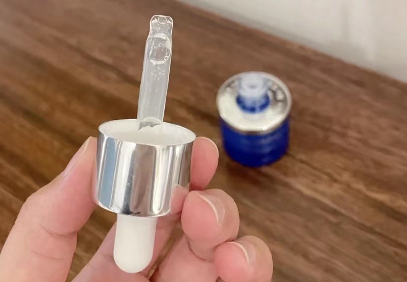 50岁的女人用什么精华比较好,50岁女人如何挑精华液