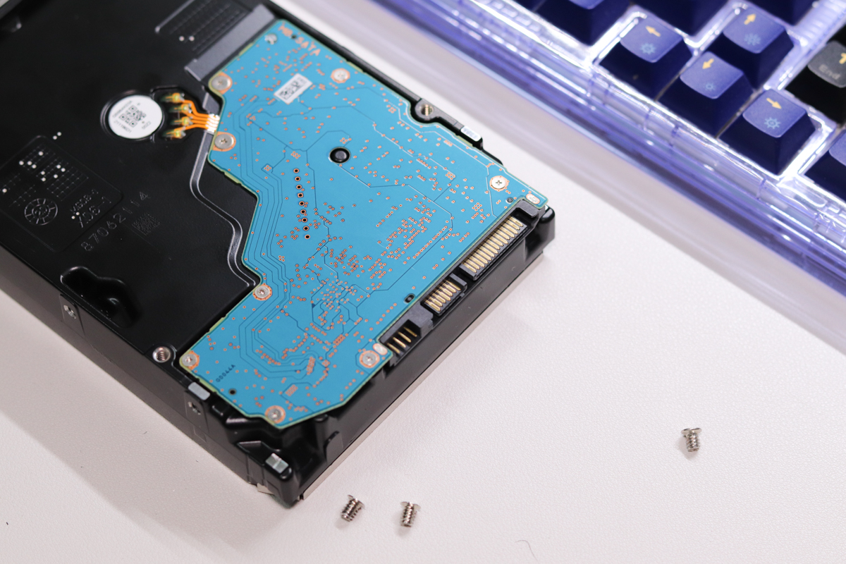 东芝n300和nas哪个好 (东芝n300nas)