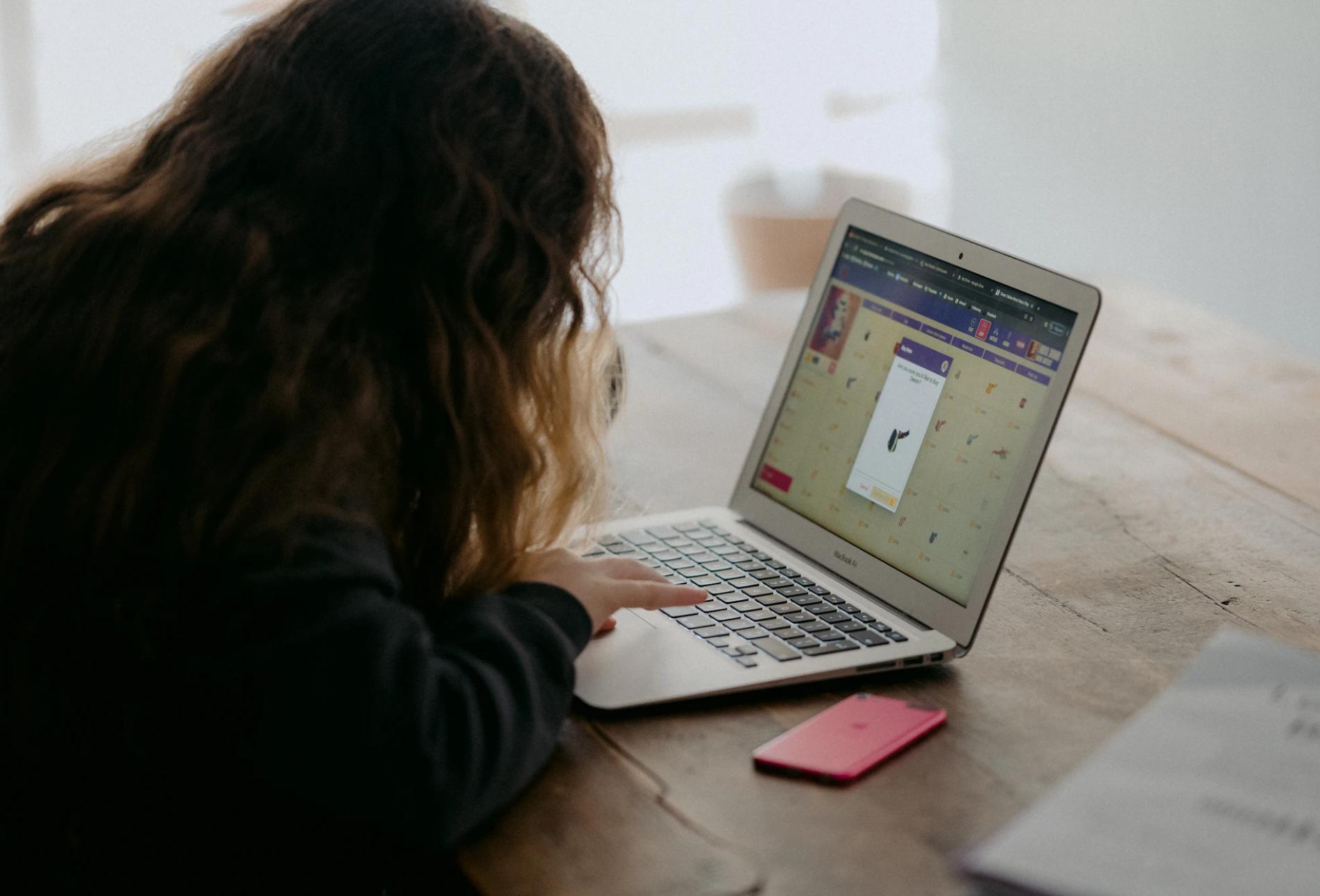 怎么计算公司赚了多少钱,如何计算一家公司价值