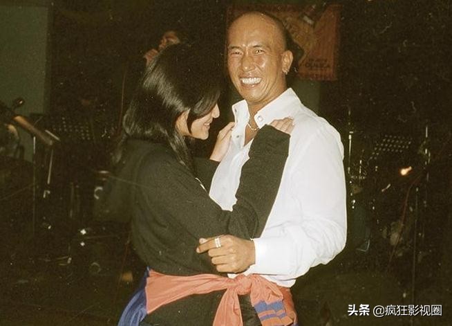 大s与韩国大叔结婚照片,深度分析大s与韩国老公结婚