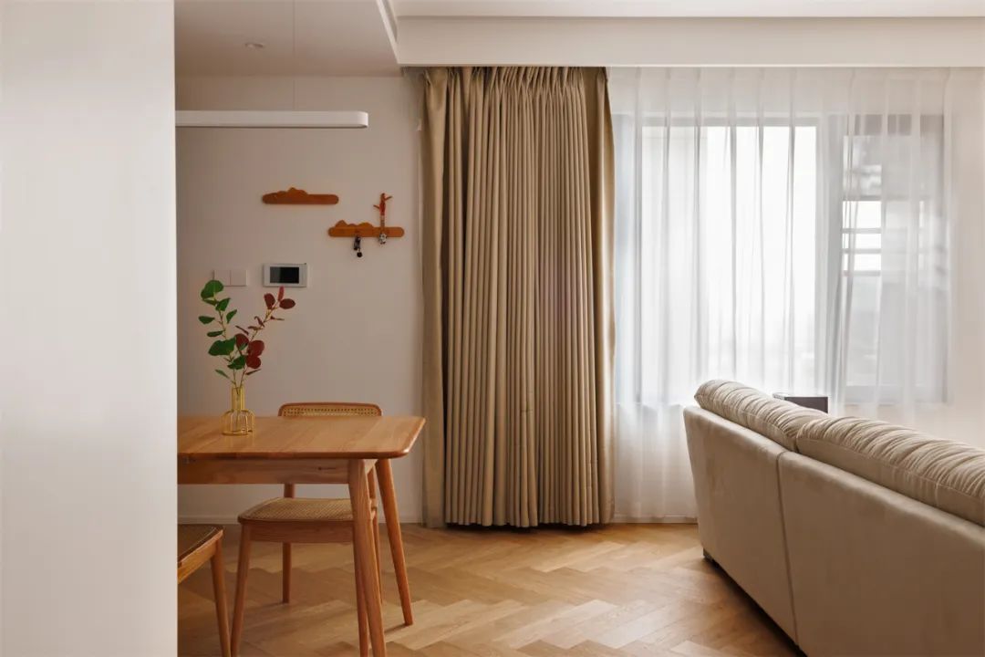 95后小夫妻二手房翻新,95后小夫妻返乡改造老房子