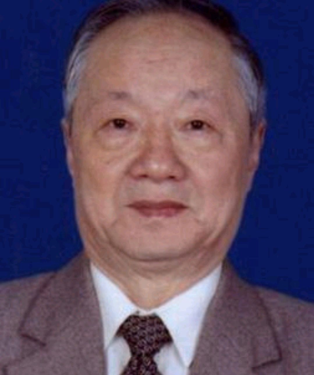 国医大师郭子光治失眠,治失眠最厉害的中医朱良春