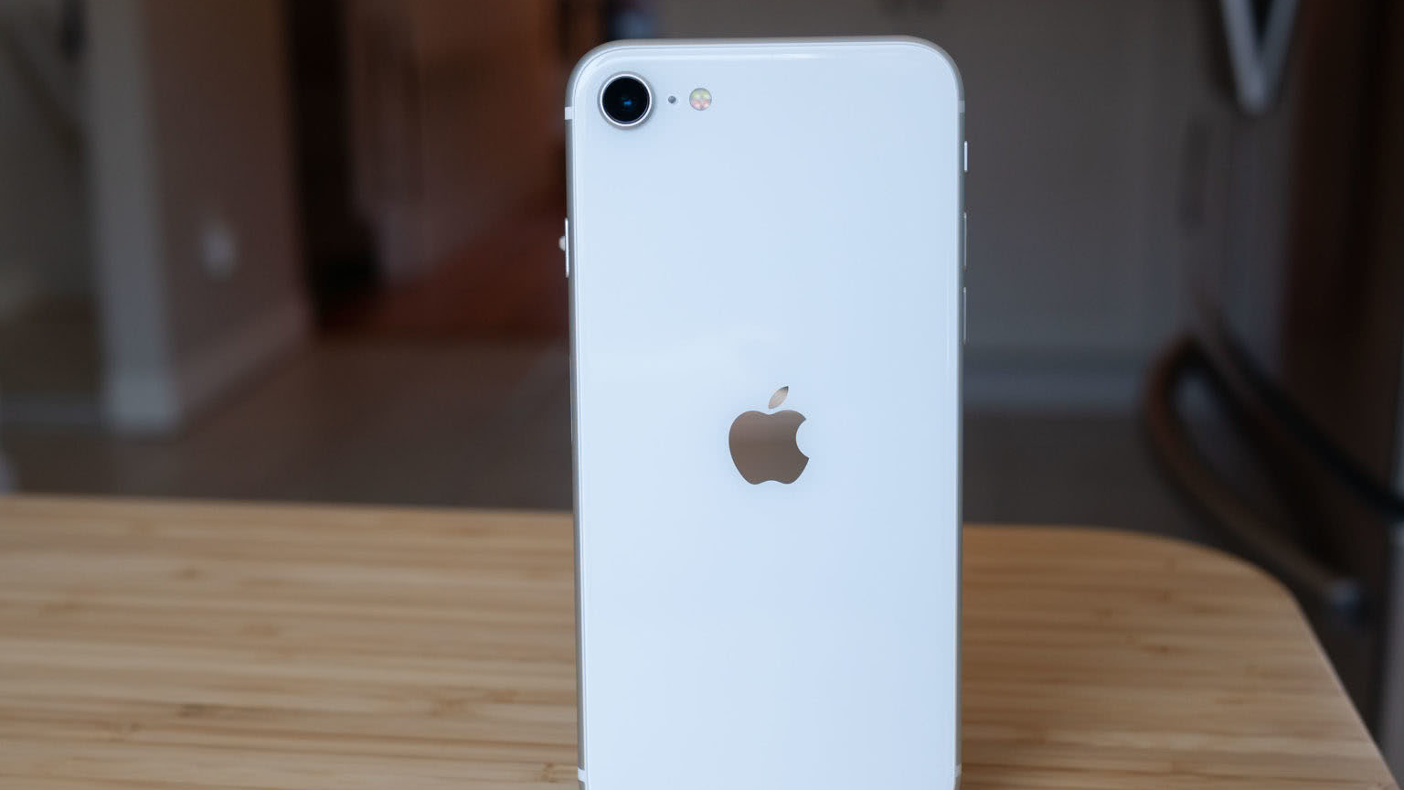 苹果iphonese3或搭载a14,苹果iphonese3发布时间