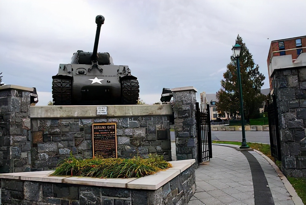 李梅杀死多少日本人,李梅烧死多少人