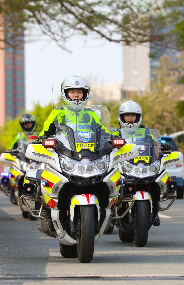 钢铁侠怎么获得,巨人钢铁霞