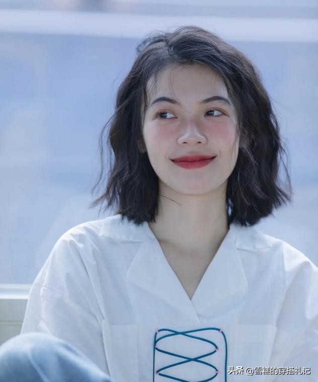 中短发显老还是显年轻,为什么有的短发显老气