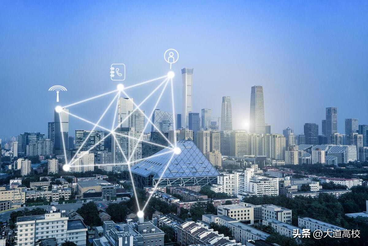 为何电子电气计算机可以不分门类的占据全部大学招生的最高分?