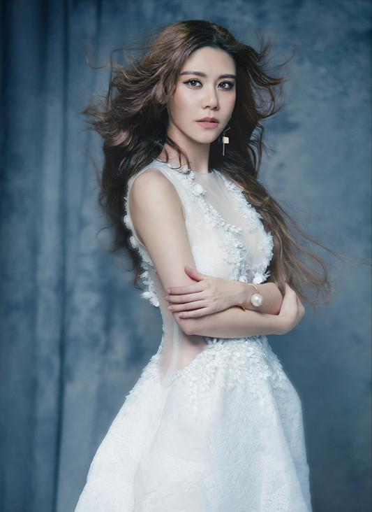 05超女李宇春夺冠背后,超女李宇春夺冠视频