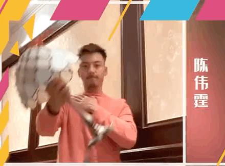 瘦成纸片人的明星,5位纸片人明星瘦成排骨