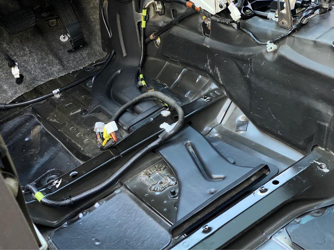 搞了辆“破烂不堪”05年凌志LS430，进厂翻新重造，复活又变新车